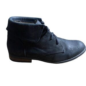 Steve Madden Black Stingrei Genuine Leather Ankle Boots